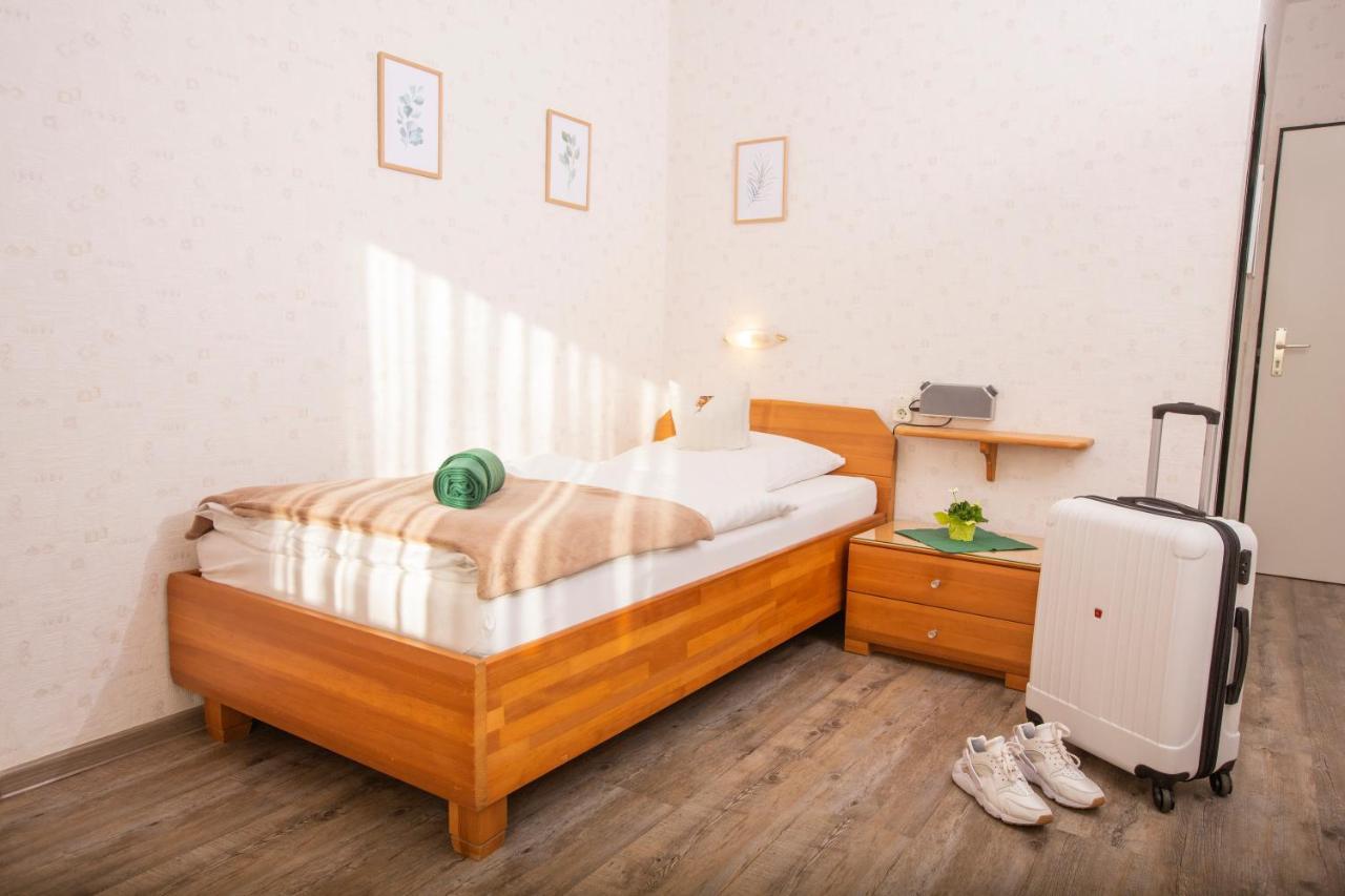 Hotel-Pension Haus Holtdirk يبستات المظهر الخارجي الصورة