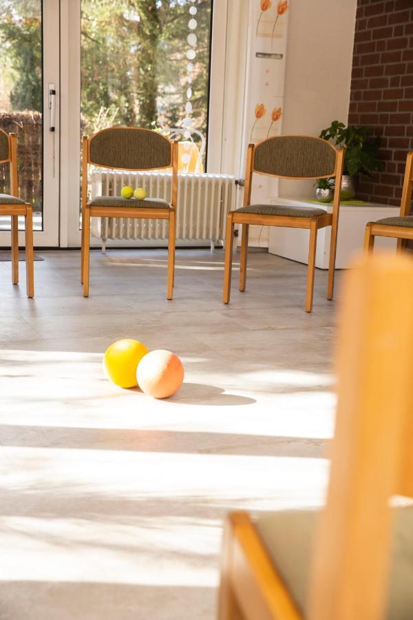 Hotel-Pension Haus Holtdirk يبستات المظهر الخارجي الصورة
